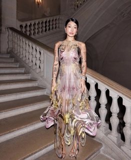 Peggy Gou feet photo thumbnail