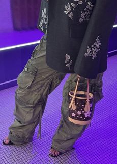 Peggy Gou feet photo thumbnail