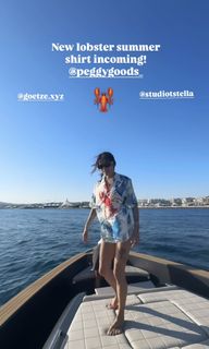 Peggy Gou feet photo thumbnail