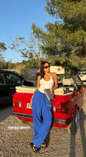 Peggy Gou feet photo thumbnail