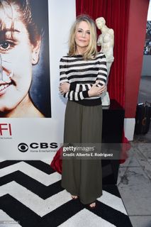 Peggy Lipton feet photo 1