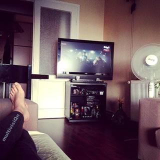 Pelin Akil feet photo thumbnail