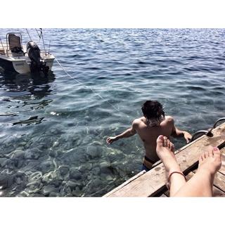 Pelin Akil feet photo thumbnail