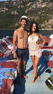 Pelin Akil feet photo thumbnail