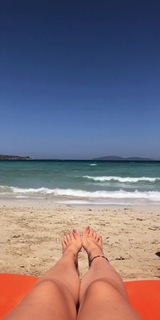 Pelin Akil feet photo thumbnail