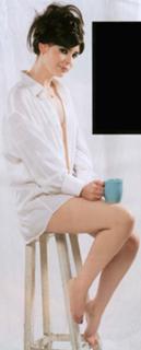 Pelin Batu feet photo 1