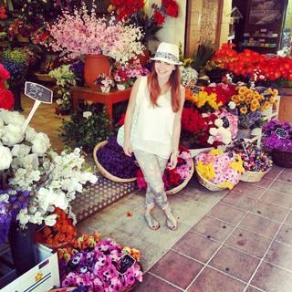 Pelin Karahan feet photo thumbnail