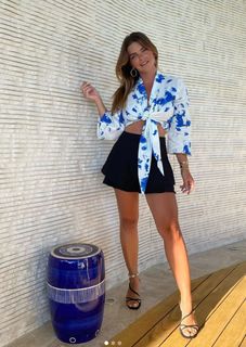 Pelin Karahan feet photo thumbnail