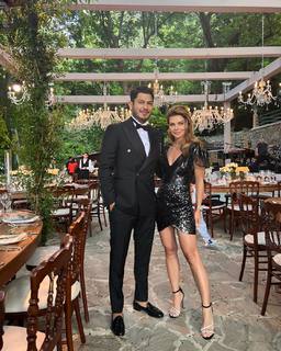 Pelin Karahan feet photo thumbnail