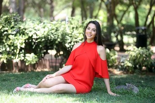 Pelin Uluksar feet photo 16