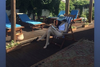 Pelin Uluksar feet photo 6