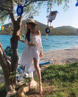 Pelin Uluksar feet photo 16