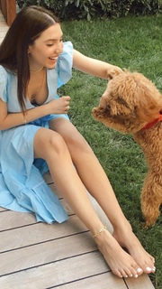 Pelin Uluksar feet photo 8