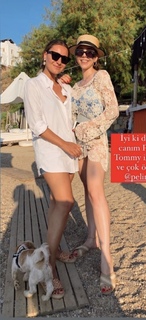 Pelin Uluksar feet photo 1