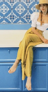 Pelin Uluksar feet photo 12