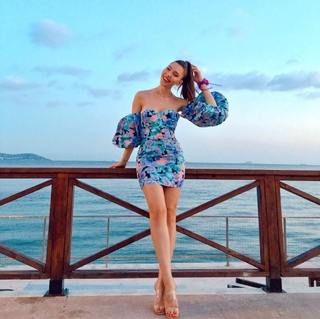 Pelin Uluksar feet photo 14