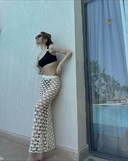 Pelin Uluksar feet photo 7