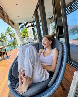 Pelin Uluksar feet photo 19