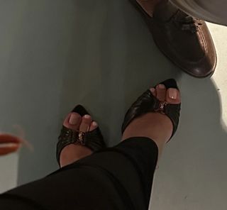 Pelin Uluksar feet photo 13