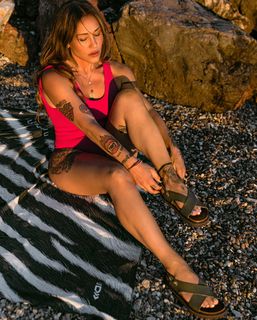Penelope Anastasopoulou feet photo 8