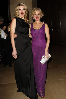 Penelope Ann Miller feet photo thumbnail