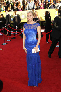 Penelope Ann Miller feet photo thumbnail