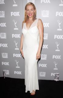 Penelope Ann Miller feet photo thumbnail