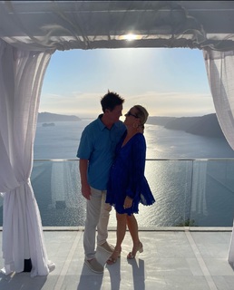 Penelope Ann Miller feet photo thumbnail