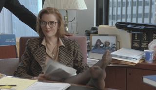 Penelope Ann Miller feet photo thumbnail