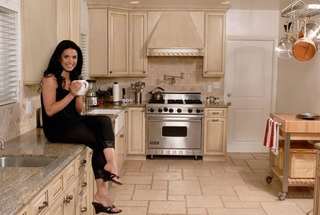 Penelope Menchaca feet photo thumbnail
