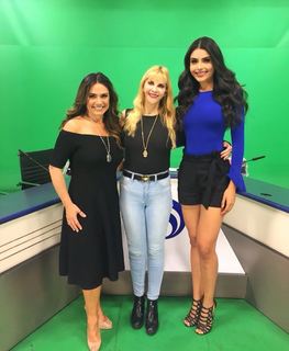 Penelope Menchaca feet photo thumbnail