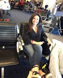 Penelope Menchaca feet photo thumbnail