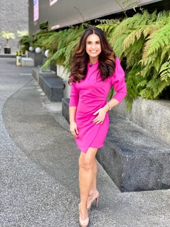Penelope Menchaca feet photo thumbnail