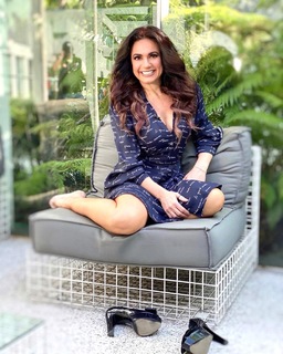 Penelope Menchaca feet photo thumbnail