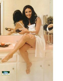 Penelope Menchaca feet photo thumbnail