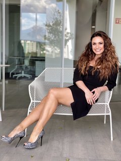 Penelope Menchaca feet photo thumbnail