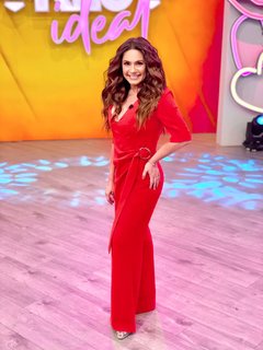 Penelope Menchaca feet photo thumbnail