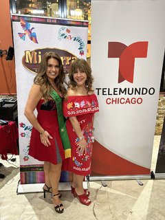 Penelope Menchaca feet photo thumbnail