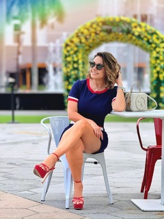 Penelope Menchaca feet photo thumbnail