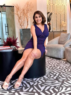 Penelope Menchaca feet photo thumbnail