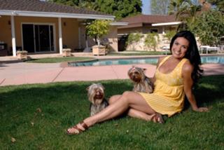 Penelope Menchaca feet photo thumbnail