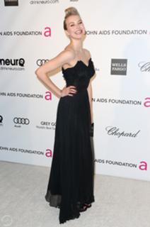 Penelope Mitchell feet photo 8