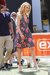Penelope Mitchell feet photo 5