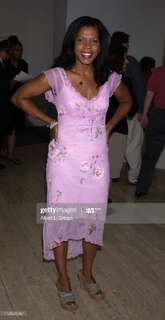 Penny Johnson feet photo 16