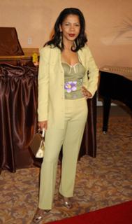 Penny Johnson feet photo 14