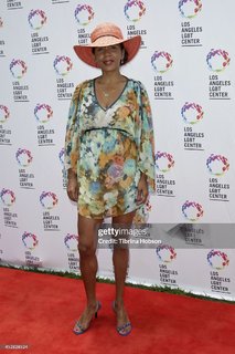 Penny Johnson feet photo 3