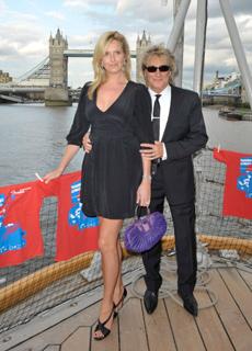 Penny Lancaster feet photo 11