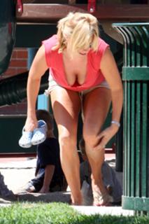 Penny Lancaster feet photo 13