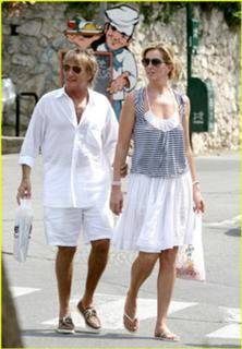 Penny Lancaster feet photo 8