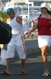 Penny Lancaster feet photo 18